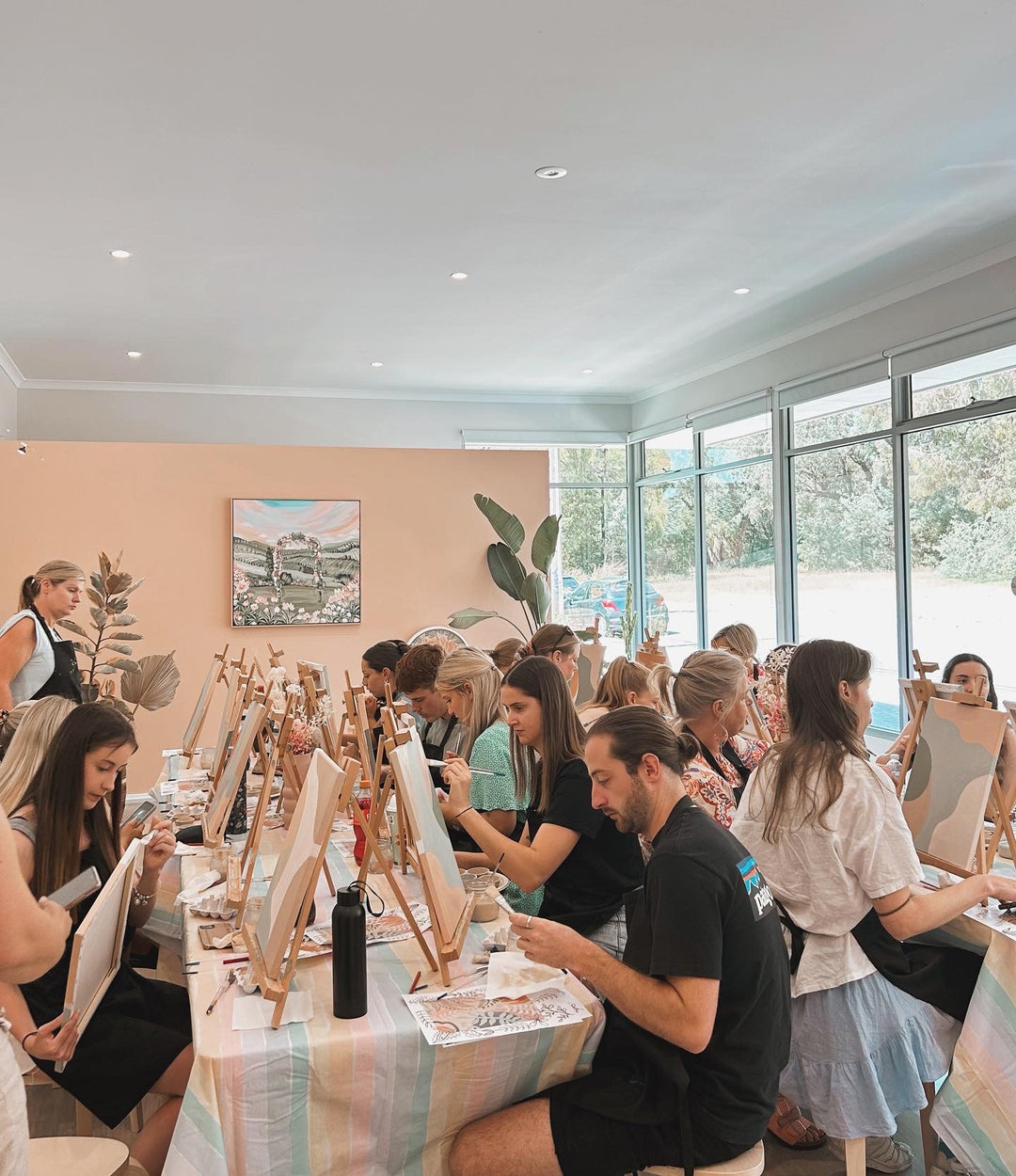 Paint &amp; Sip Class // Abstract Botanical Painting